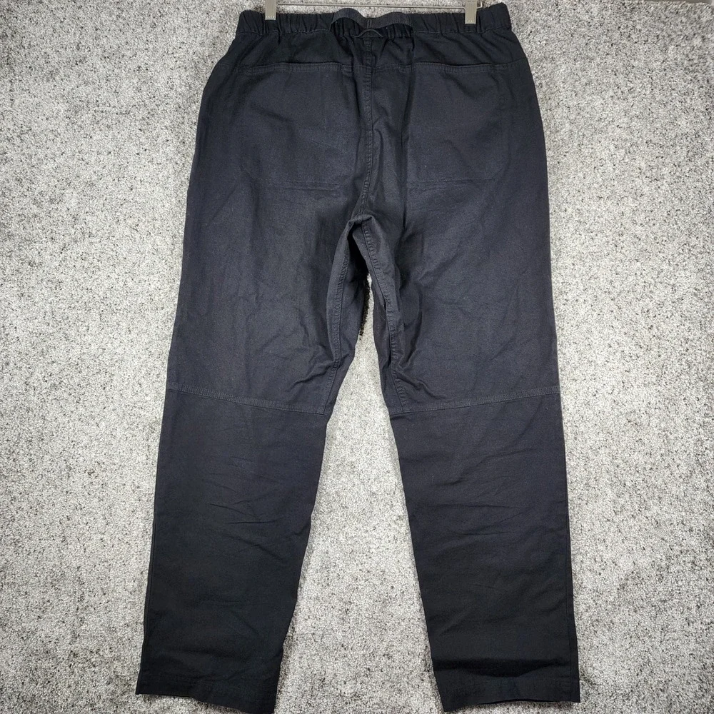 The North Face Belted Pants Mens Medium Black Straight Leg Stretch NWOT